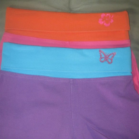5/$30 Girls Children's Place Tank Top and Shorts Bundle - Picture 3 of 3